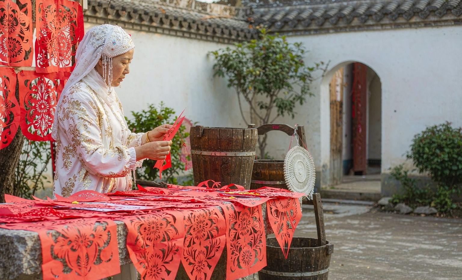 回族剪纸